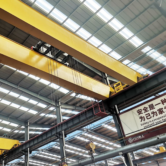 Double Beam Overhead Crane with Hoist